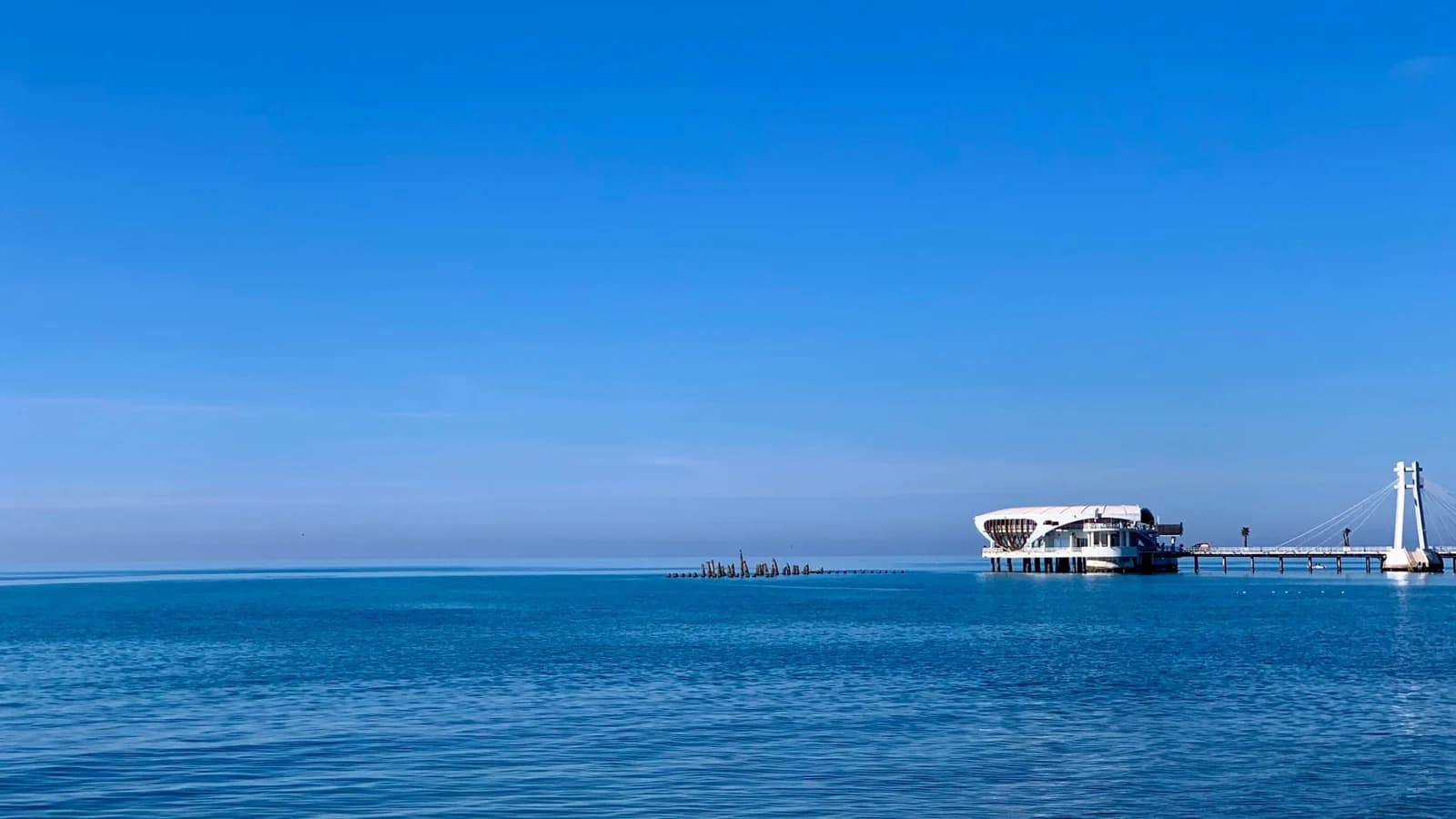 Front de mer de Durrës, base de départ pour une visite du domaine Duka